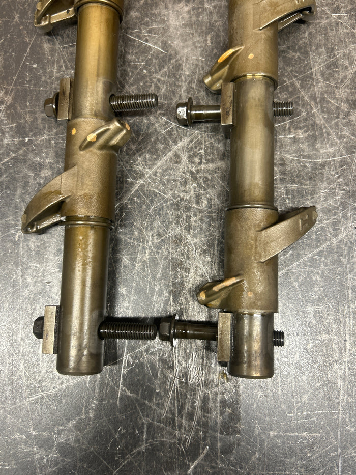 2006-2010 OEM Chrysler 300C/Charger/Challenger SRT8 6.1l Hemi Rocker Arm Set x2