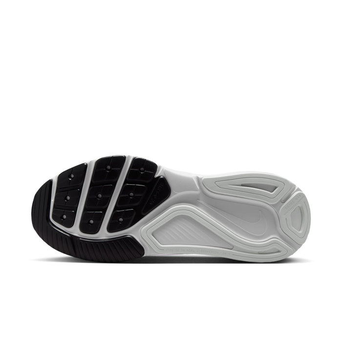 Men's Nike Structure 26